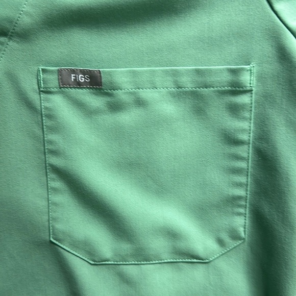 Jade Catarina™ - One-Pocket Scrub Top - Picture 4 of 8